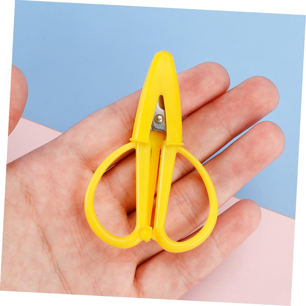TEHAUX 30piezas Mini Tijeras De Seguridad Con Funda Protectora Tijeras Para Manualidades y Bordado Para Coser y Viajar