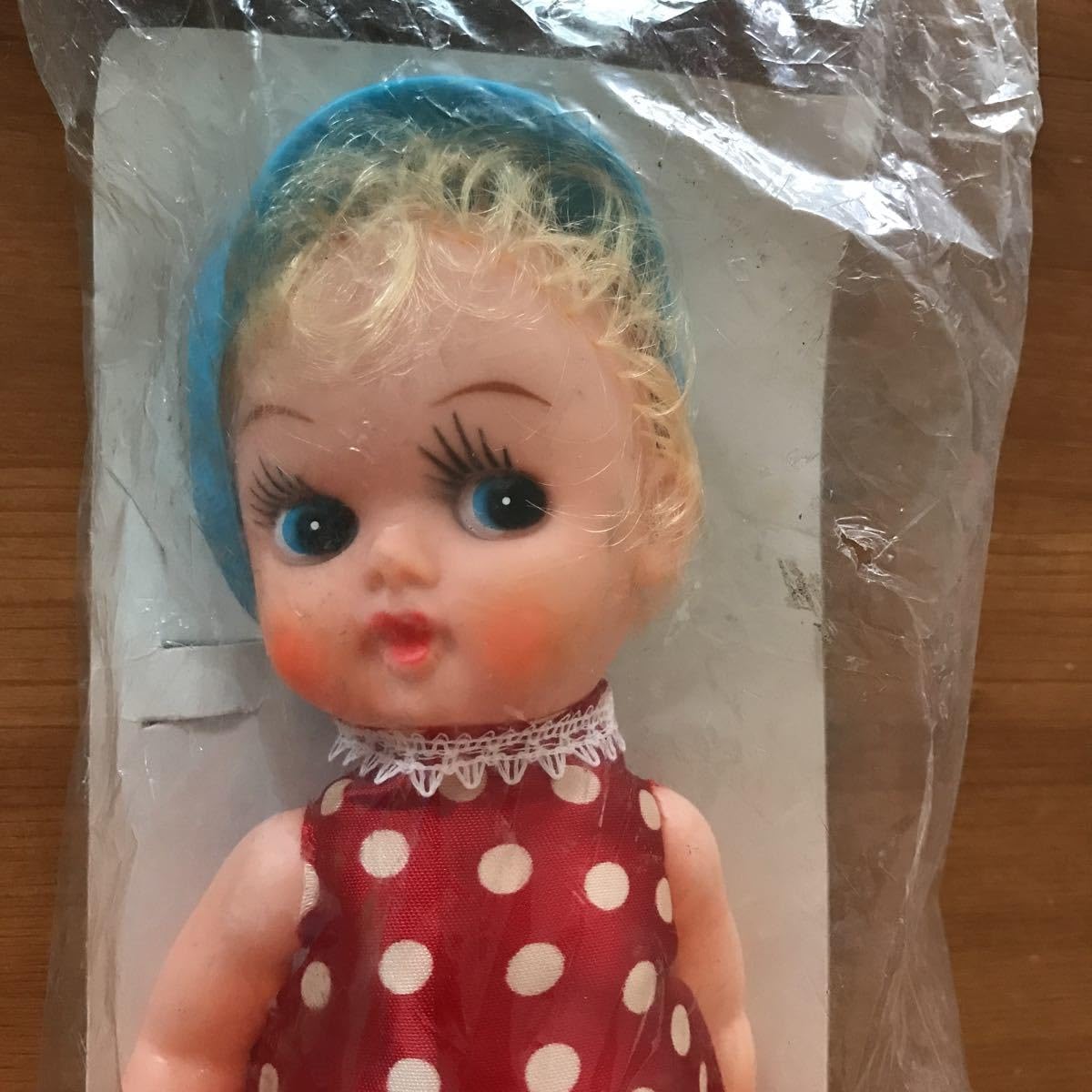 Amazon.co.jp: 品 昭和レトロポップ 女の子 人形 高さ27cm おみやげ 