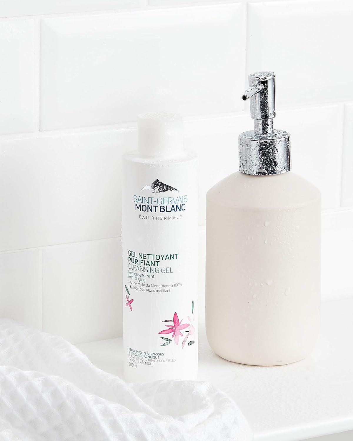 Saint Gervais Mont Blanc Gel Nettoyant Purifiant 200ML, Nettoyant Purifiant pour Peaux Mixtes à Grasses à l’Eau Thermale, Zinc et Acide Salicylique