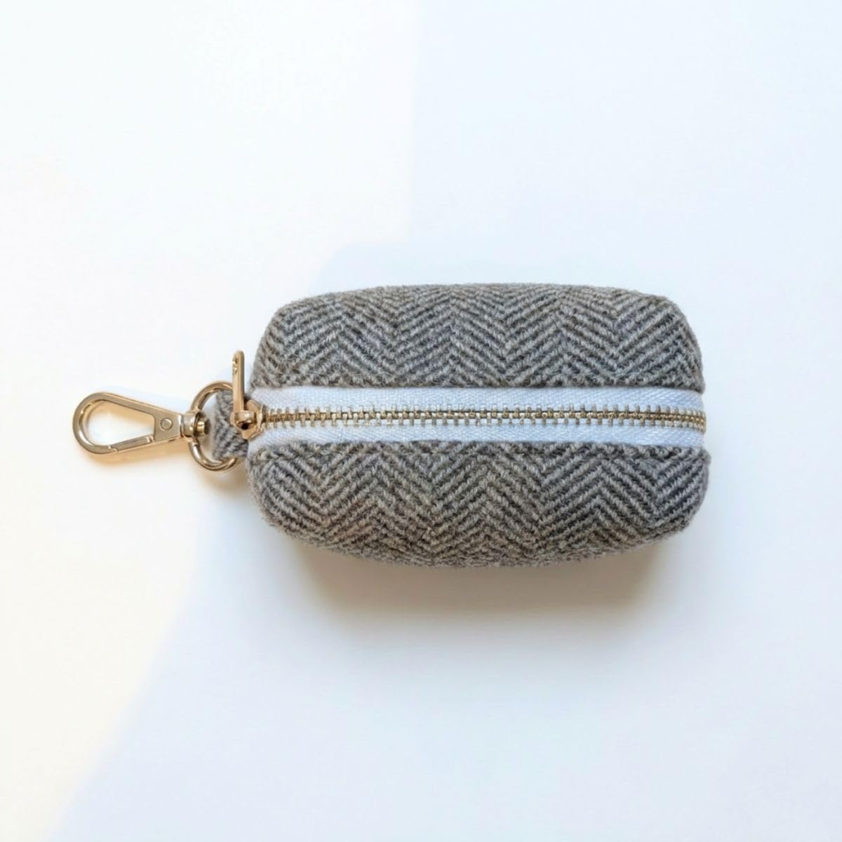 Ensemble Promenade Chien 3 pièces, Collier, Laisse 150 cm et Porte-Sacs | Tails of Glory : ensemble collier chien réglable, laisse 150 cm et porte-sacs en tweed anglais et velours doux