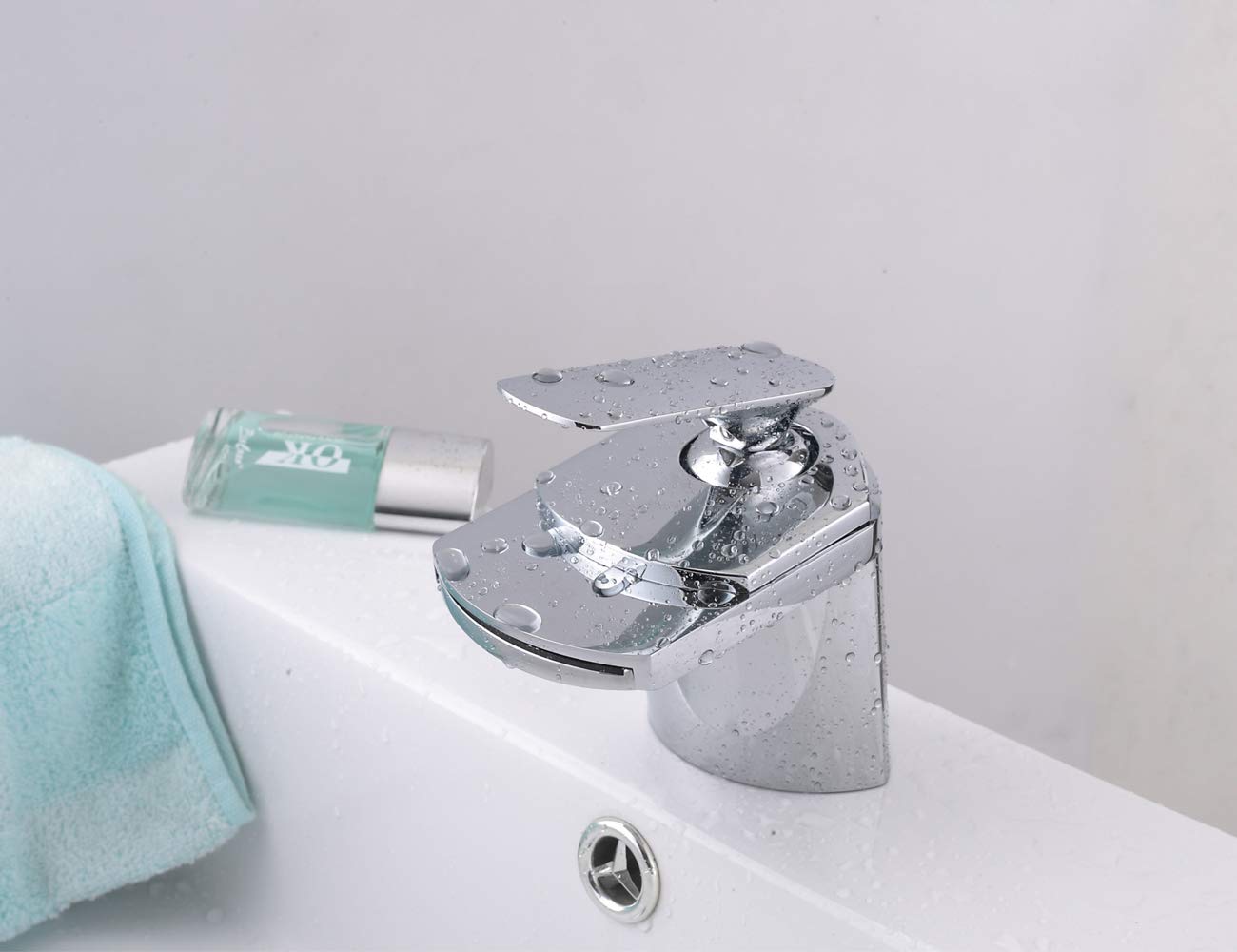 Badezimmer Waschtischarmatur Wasserfall Waschbecken Wasserhahn Einhebel Messing Armaturen Chrom