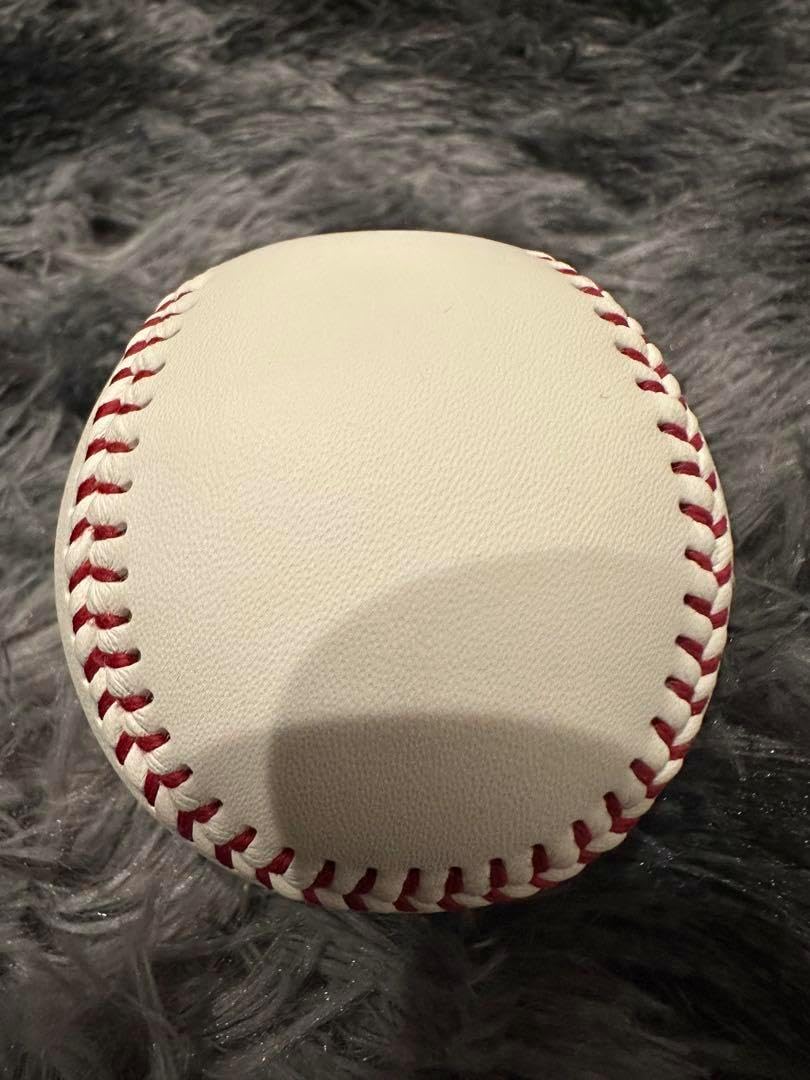 2025年 読売ジャイアンツ 巨人 泉口選手 投げ入れサインボール 直筆