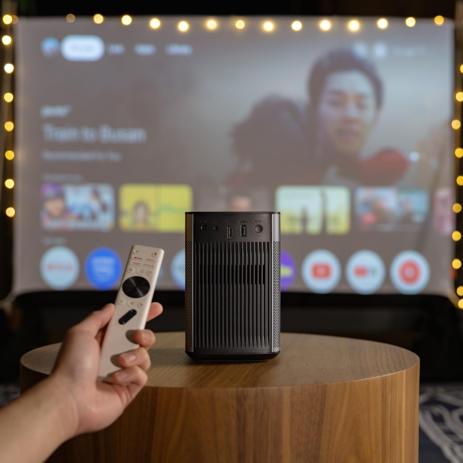 Amazon | XGIMI屋外ポータブルプロジェクタースクリーン。 | XGIMI