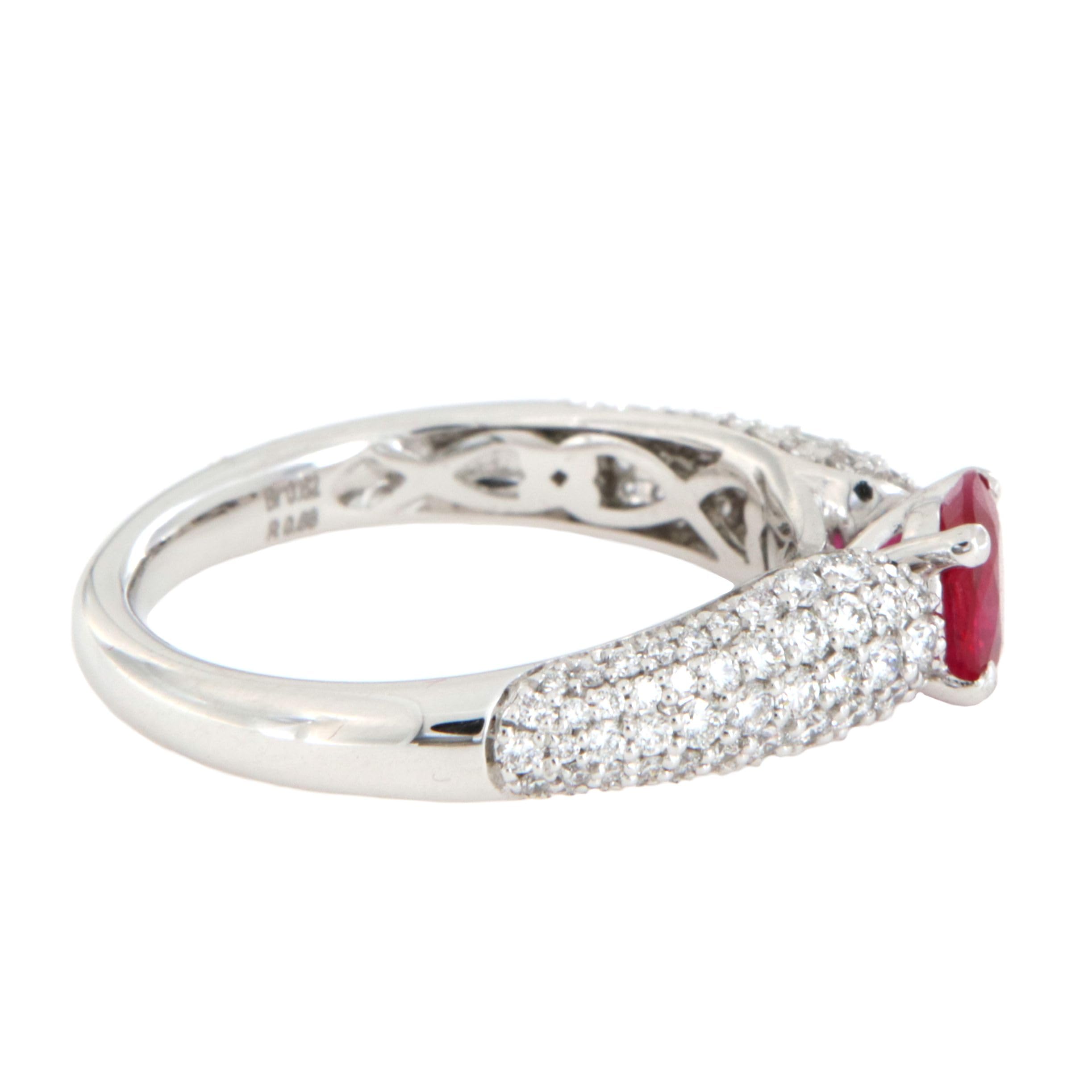 Anello Solitario Rubino Pavè Diamanti Crivelli