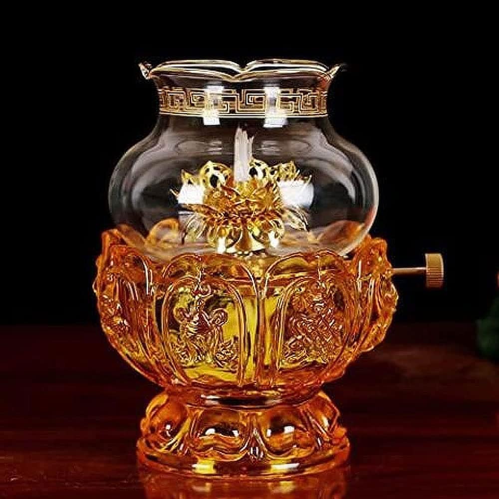 Decorative Lighting Retro Brass Oil Lamp Tibetan Buddhism Butter Lamp Holder Household Candle Holder for Buddha Supplies Kerosene Lamp for Temples with Delicate Golden Lotus Clear Amber 5.3in