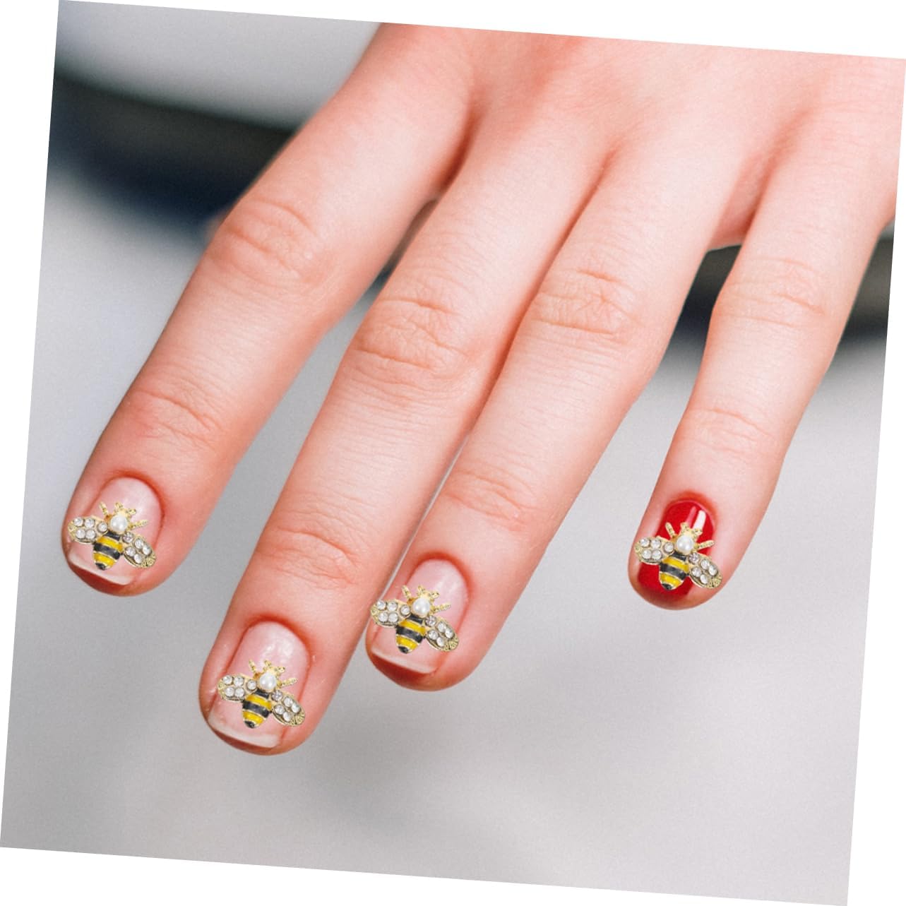 Beavorty 12pcs Kawaii Bee Nail Charms Tiny Bee Nail Jewelry Charms DIY Art for Girls