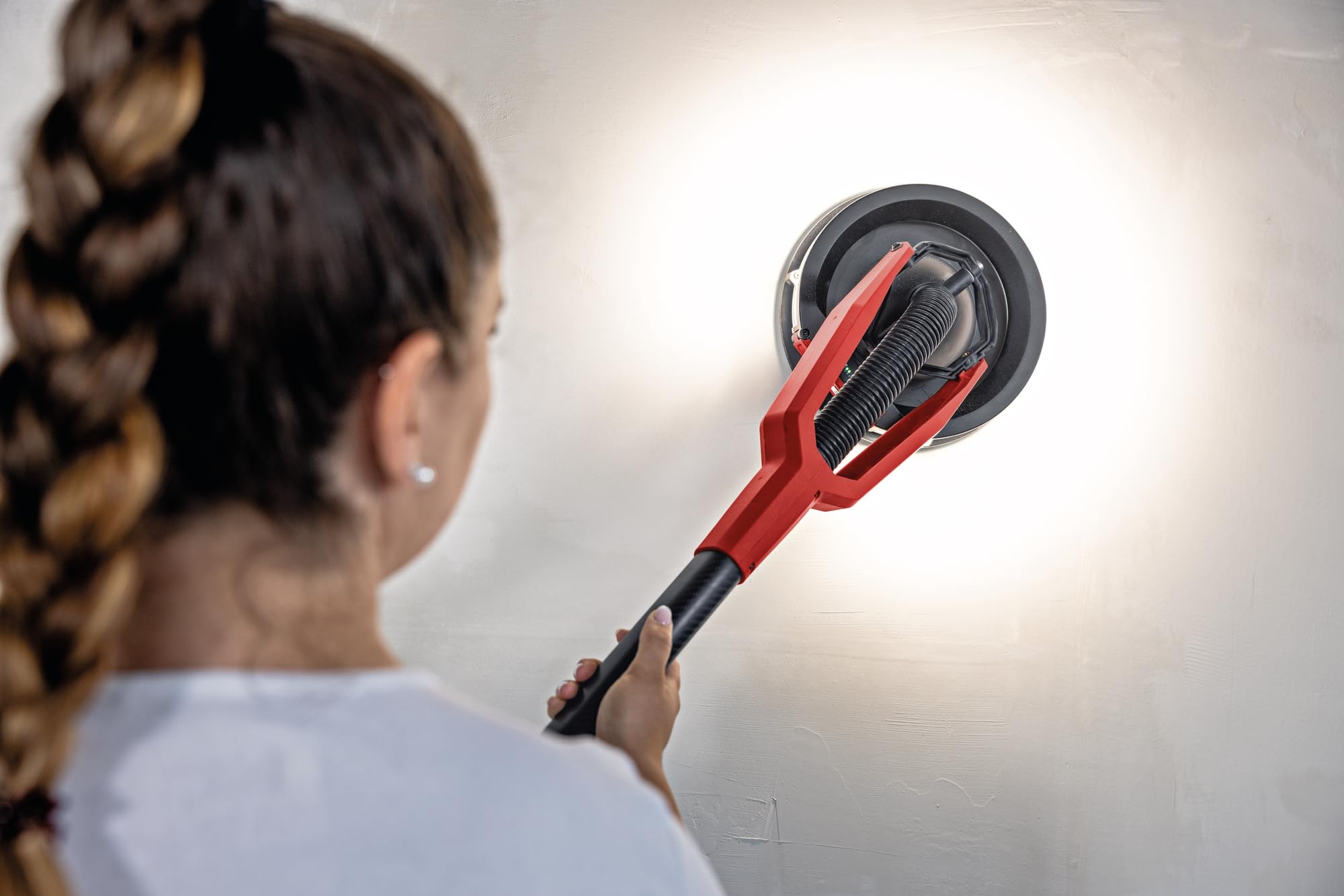 FLEX Akumulatorowy pierścień świetlny WL 1000 GE 6 (oświetlenie LED do szlifierki ściennej i sufitowej GE 6, 2 poziomy jasności, z przyłączem ładowania USB-C, wskaźnik pojemności akumulatora, lampa