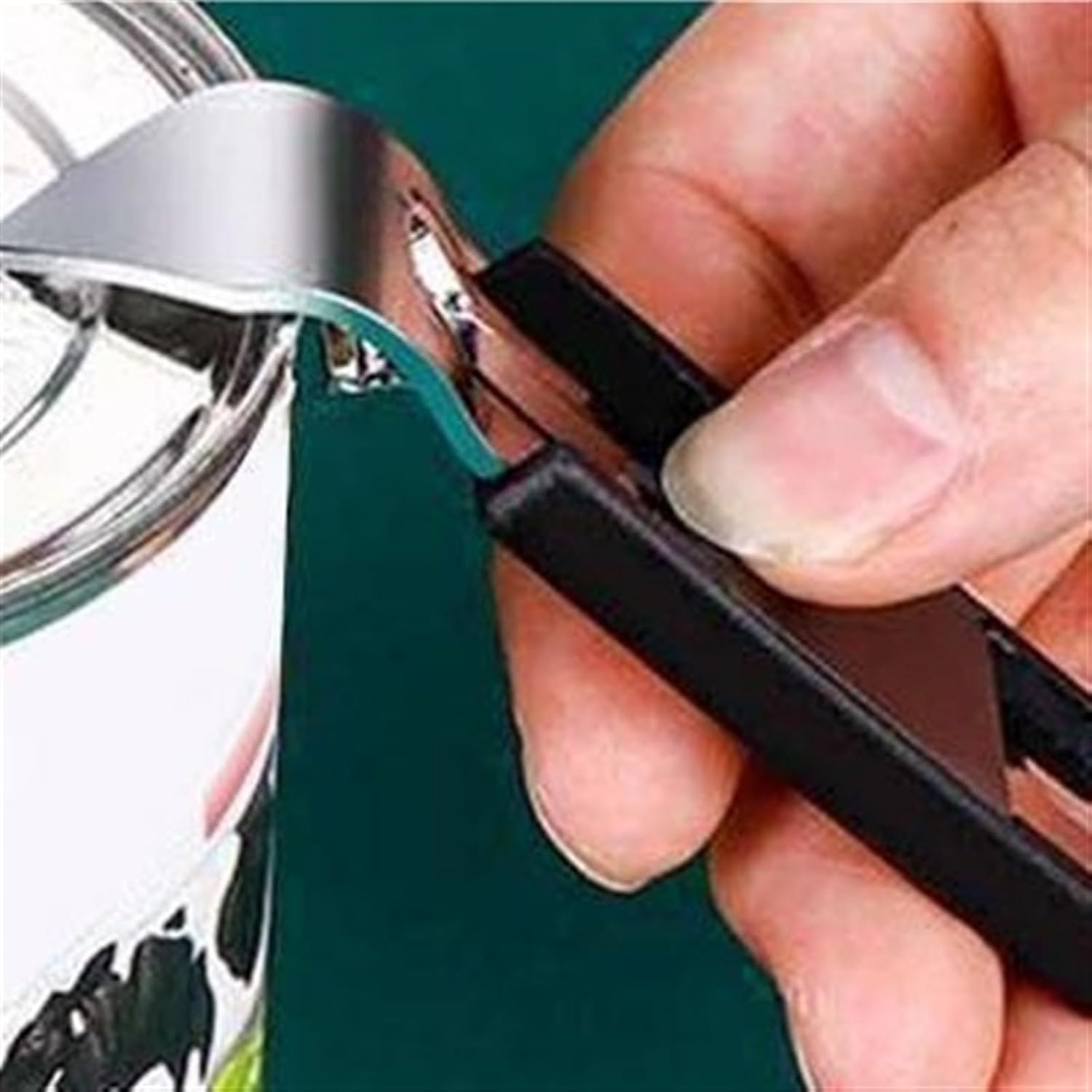 Bottle Openers, Manual Can Opener Handheld Can Opener with Magnet for Kitchen Bottle Jar Opener