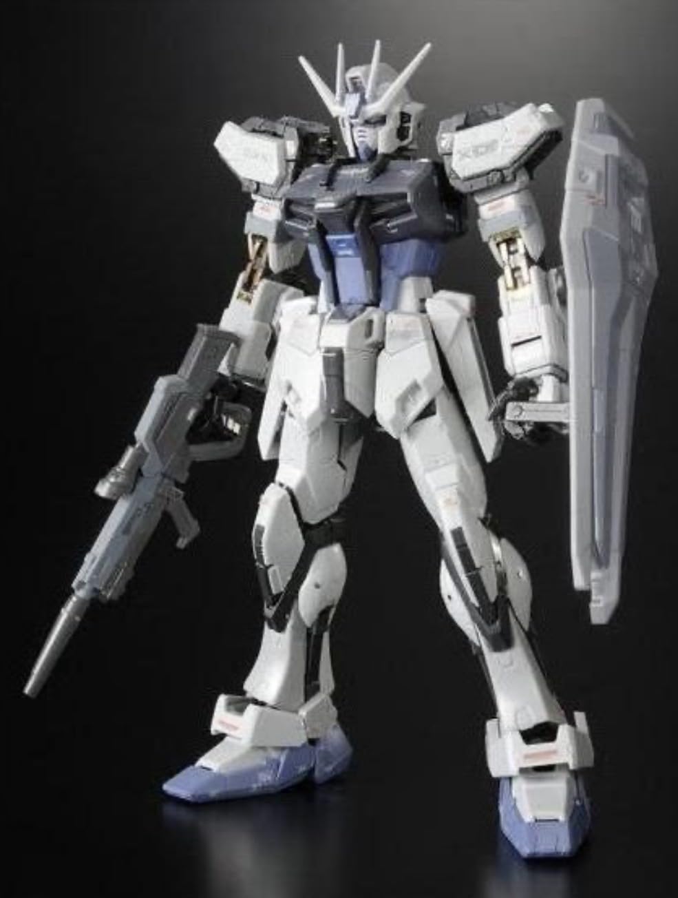 RG 1/144 GAT-X105ストライクガンダム ディアクティブモード　他 Amazon | RG 1/144 GAT-X105ストライクガンダム ディアクティブモード