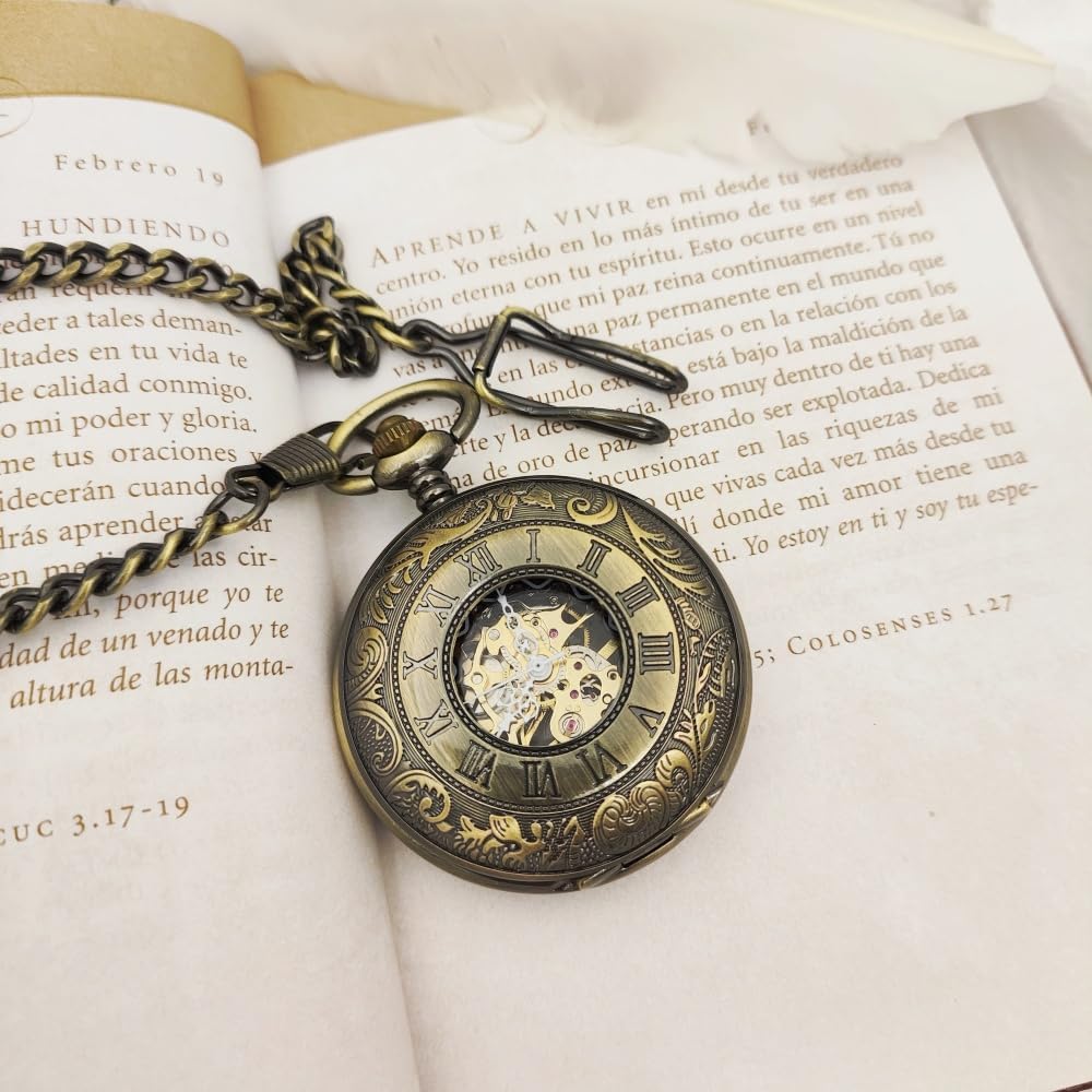 Men's Black Mechanical Retro Pocket Watch, Classic Manual Winding Mechanical Pocket Watch, with Chain, Suitable for Various Holidays as a Thoughtful Gift.