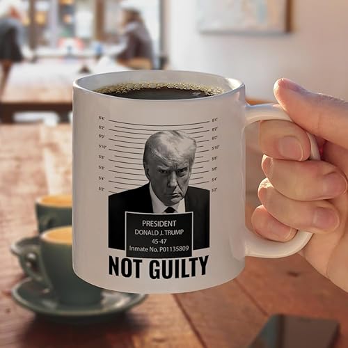 Miniatura 4 de GRAPHICS & MORE Trump Mugshot Not Guilty - Taza de café de cerámica, tazas de regalo novedosas para café, té y bebidas calientes, 11 onzas, color