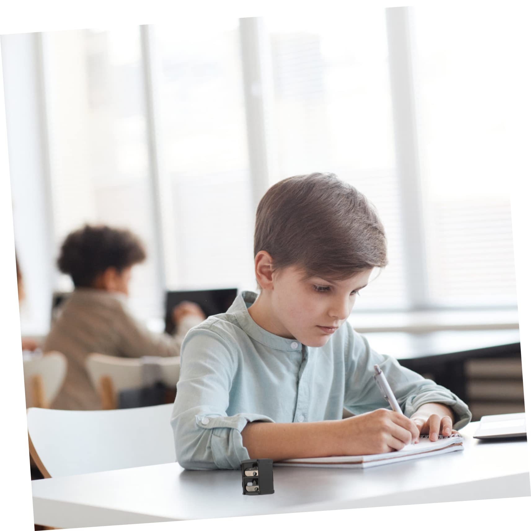 FRCOLOR 4pcs Makeup Pencil Sharpener Lid for Eyeliner Brow Pencil Dual Sharpener Tool for Cosmetics Quality Makeup Accessories Random Color