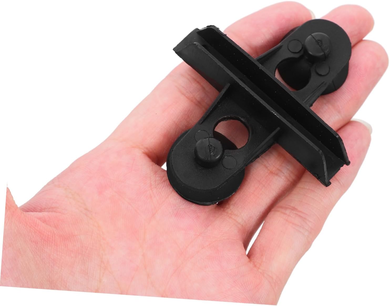 Toddmomy 10pcs Plastic Aquarium Divider Clips with Suction Cups Durable Fish Tank Isolation Holders Easy Install for Various Versatile Use for Tubing Decorations Black Partition Plate Clips