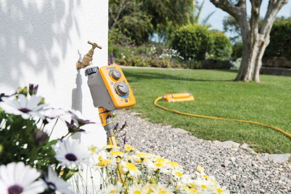 Hozelock Classic Micro Irrigation for Borders or up to 25 Plant Pots, with Sensor Plus Controller