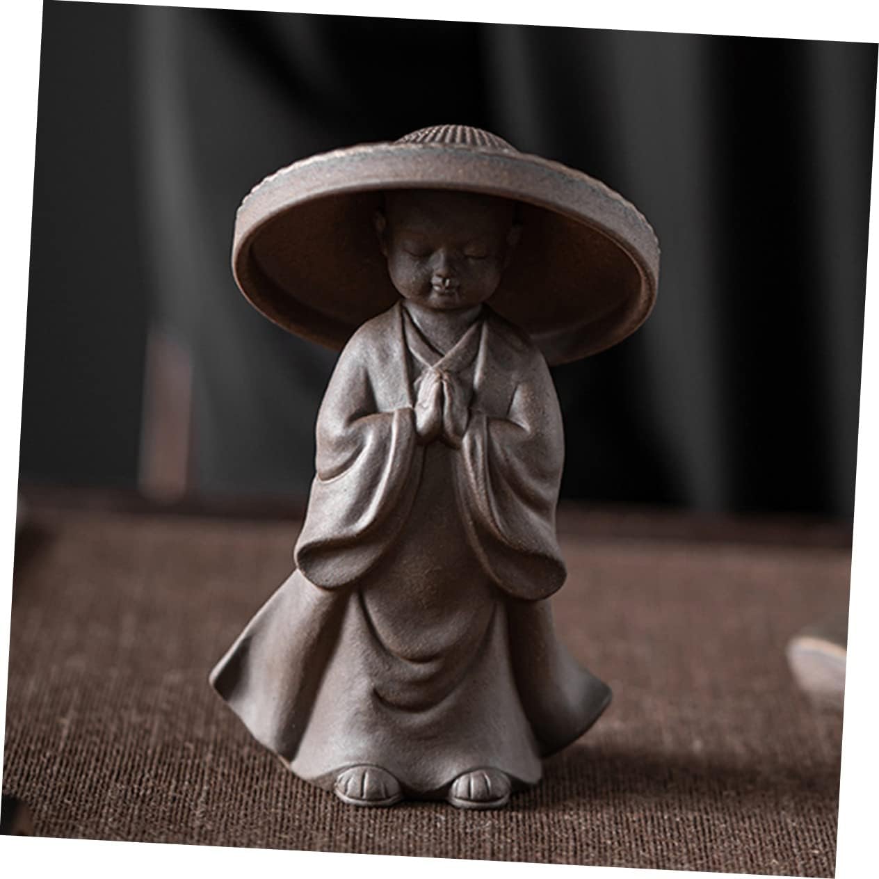 Operitacx Mini Zen Garden Decor: Tea Strainers, Buddha Statue, Ceramic Monk Figurine, Miniature Kung Fu Pet, Japanese Decor, Office Ceramics, Delicate Tea Tray