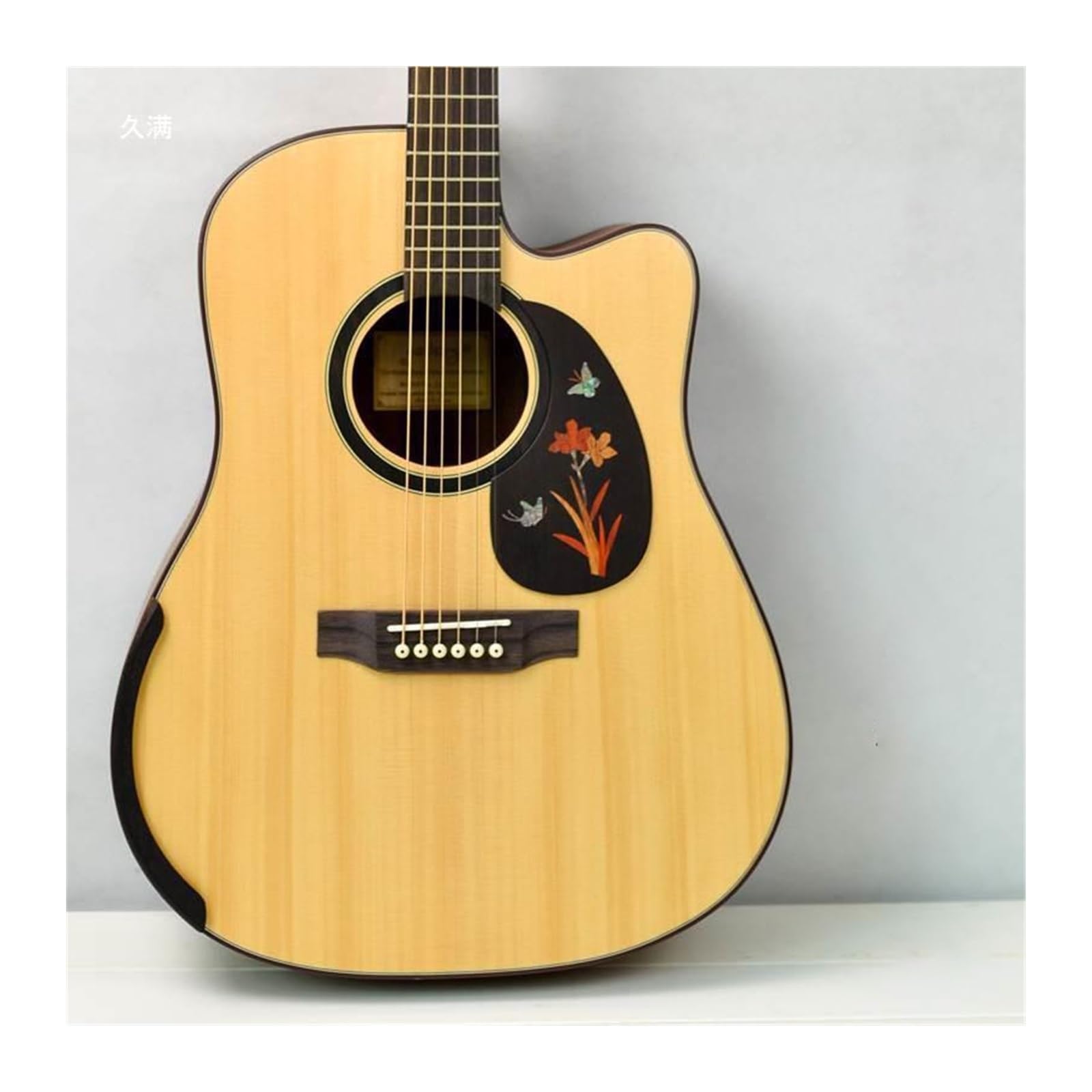 maskownica do gitary elektrycznej Solidny drewniany rzeźbiony pickguard do gitary Solidny podwójny drewniany chwyt dłoni Podpórka pod rękę Samoprzylepny drewniany pickguard do gitary(Style4)
