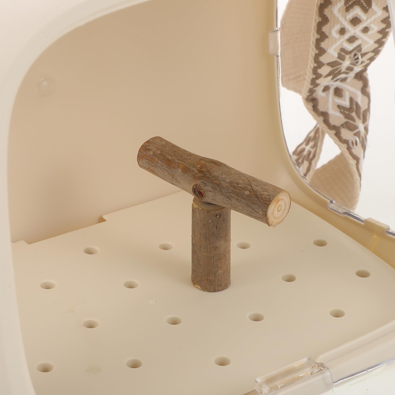 Levemolo Tragbarer Papageienkäfig mit Sitzstange und Belüftungslöchern Ausbruchsichere Vogeltransportbox für Reisen Leichter Multifunktionaler Kleiner Reisekäfig für Wellensittiche und