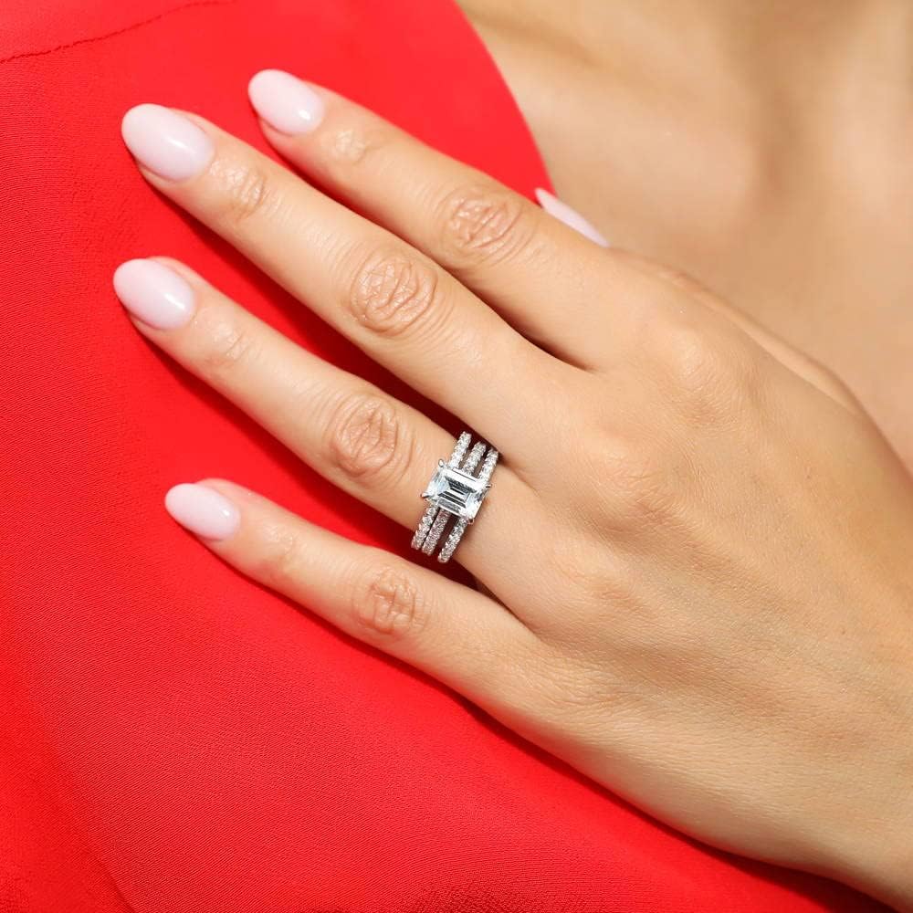 BERRICLE Sterling Silver Solitaire Wedding Engagement Rings 2.6 Carat Emerald Cut Cubic Zirconia CZ Ring Set for Women, Rhodium Plated