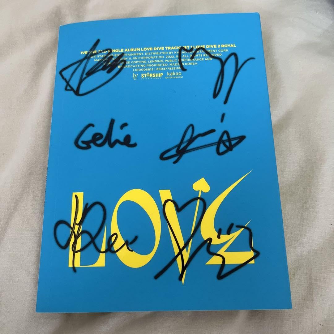 貴重　IVE サイン入り 貴重IVE サイン入り