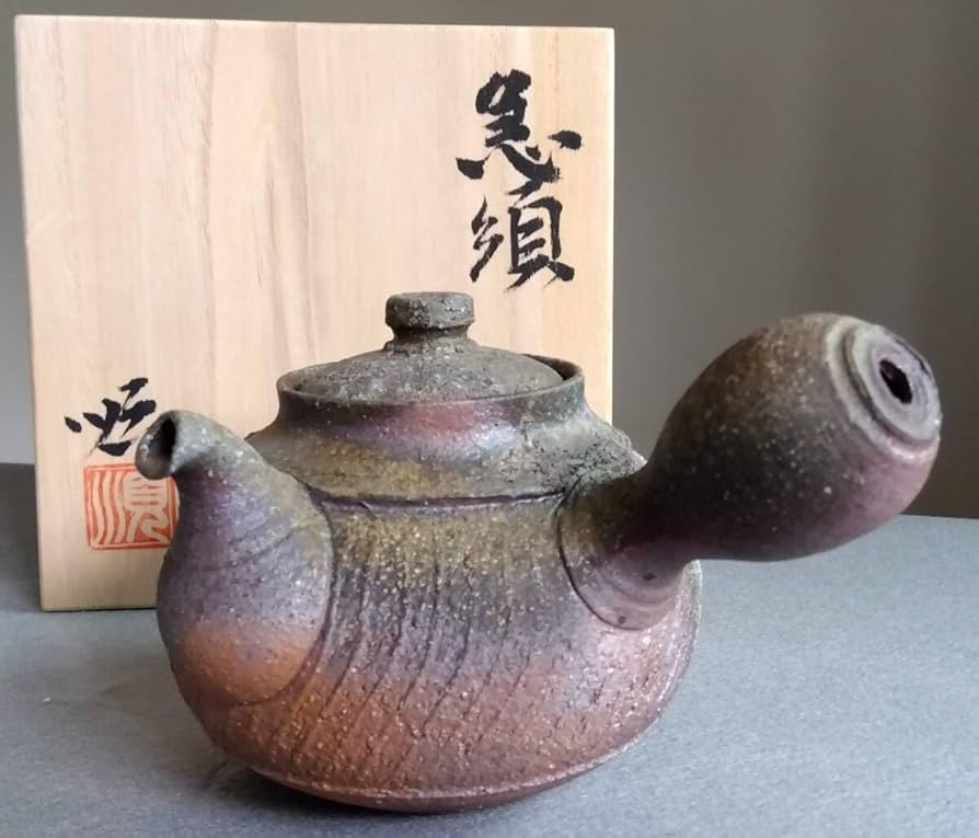 越前焼名工 村島 順 【鮎陶房】急須代表的作家逸品自然灰釉究極美蔓手持ち急須酒器 Amazon.co.jp: 越前焼名工 村島 順 鮎陶房 急須の代表的作家の