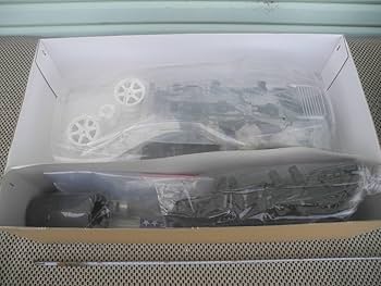 Amazon.co.jp: カルソニック/スカイライン GT-R R34 / 1/10 電動RC