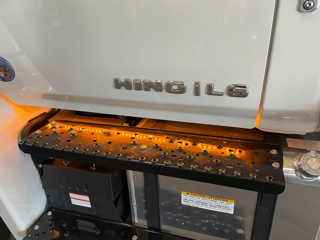 Maxxima M16280YCL Amber 2-1/2" Round LED Clear Lens Clearance Marker Light