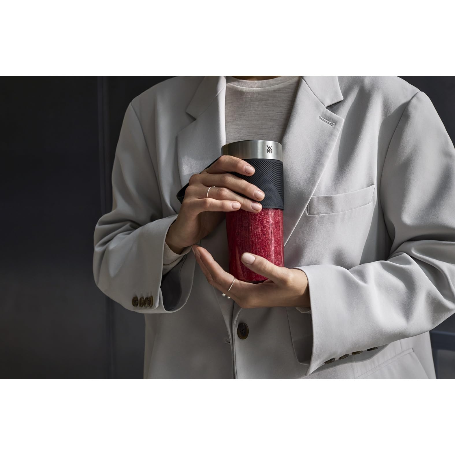 WMF Küchenminis Mix on the go 300 ml, Mini Mixer to go, USB Mixer Smoothie Maker, aufladbarer Personal Blender, tragbarer Mixer für Smoothies, Shakes