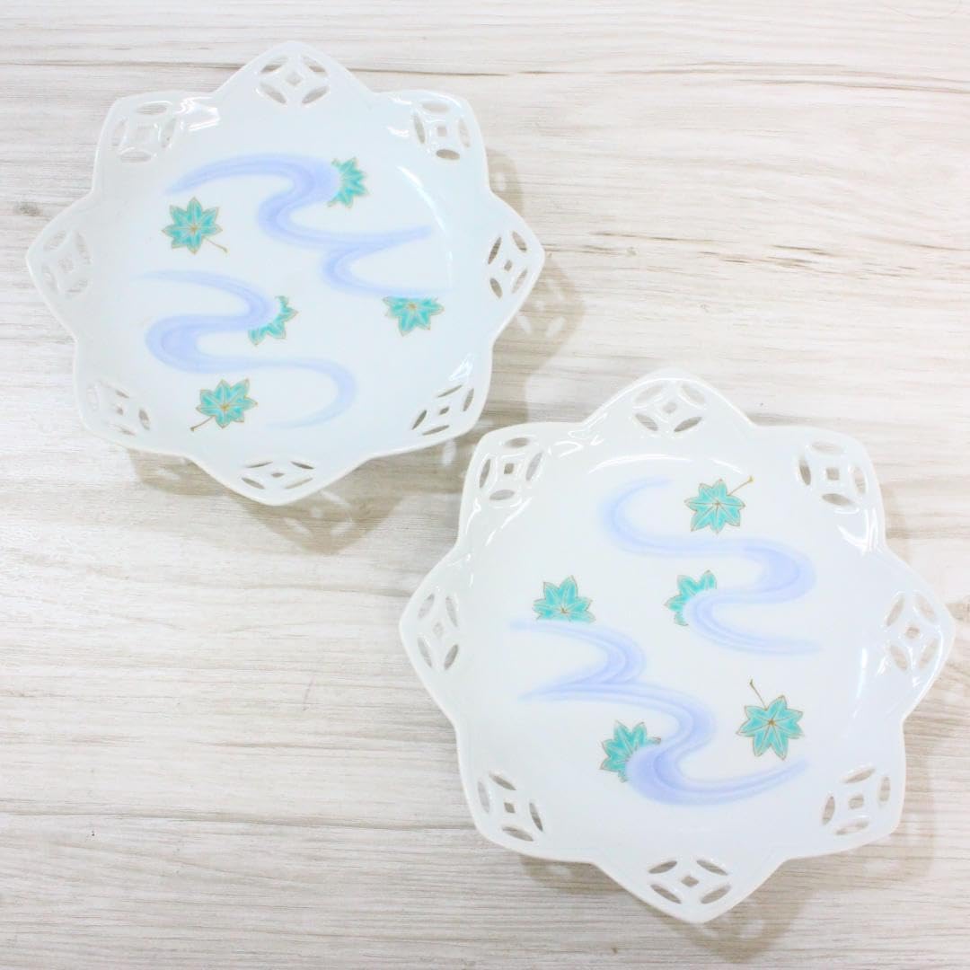 未使用 有田焼 そうた窯 染付遊桜 正角皿 惣太窯 お正月 お祝い そうた