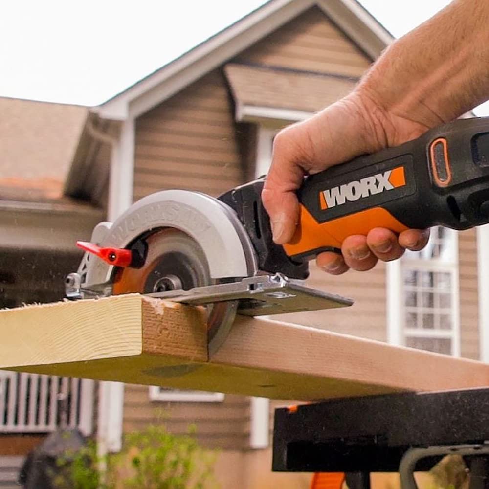 Sierra Circular WORXSaw XL | WX427 | Disco de 120mm | 46mm de profundidad de corte | Incluye 3 discos WORX en equipo básico | Potente motor de 710W | Incluye maletín