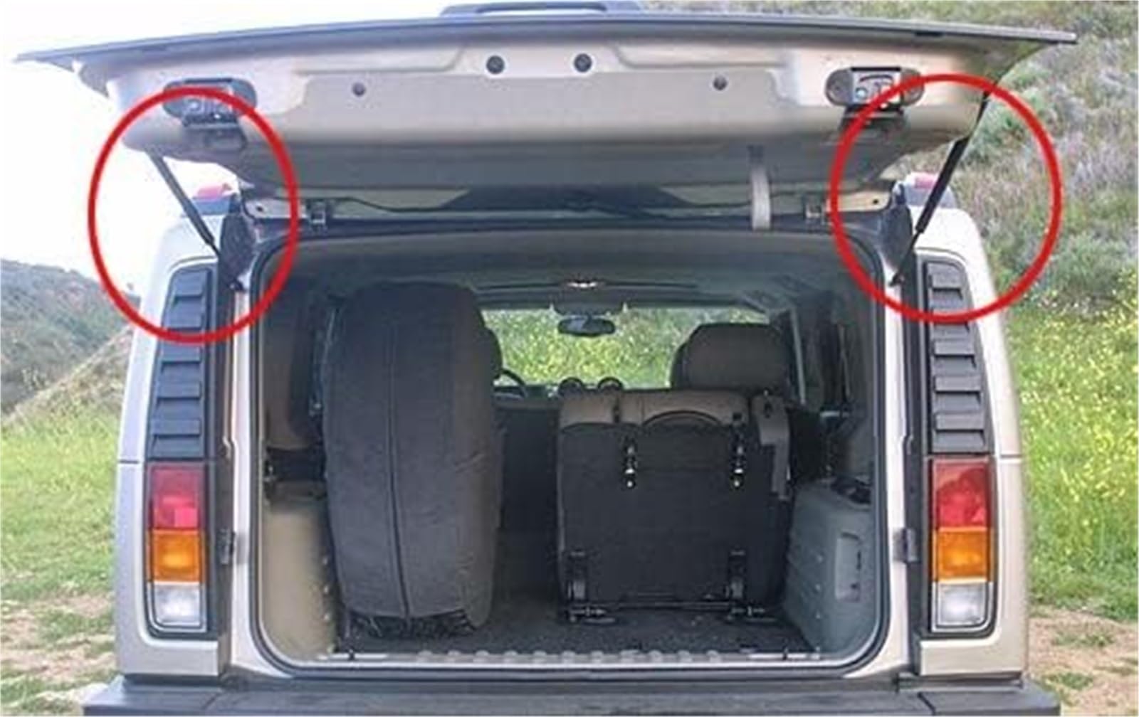 Dla Hummer H2 zamknięty, dla pojazdu terenowego 2003-2004