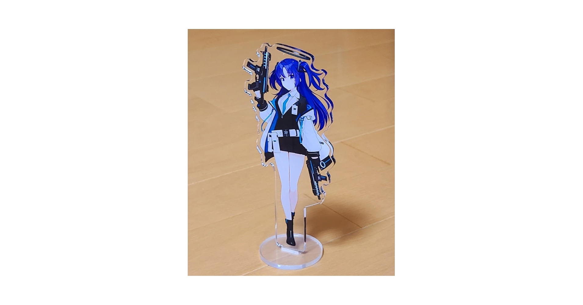 Amazon.co.jp: ブルーアーカイブ ビッグアクリルスタンド BA