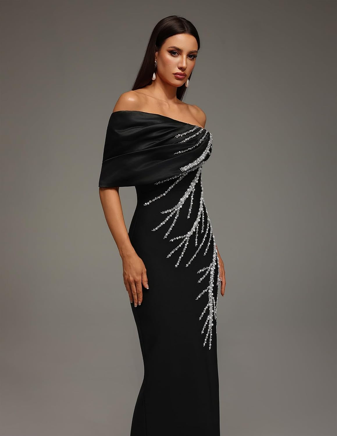 Black Elegant Strapless One Sleeve Maxi Bandage Stretch Prom Dress Sparkle Rhinestone Slim Waist Cocktail Evening Dress