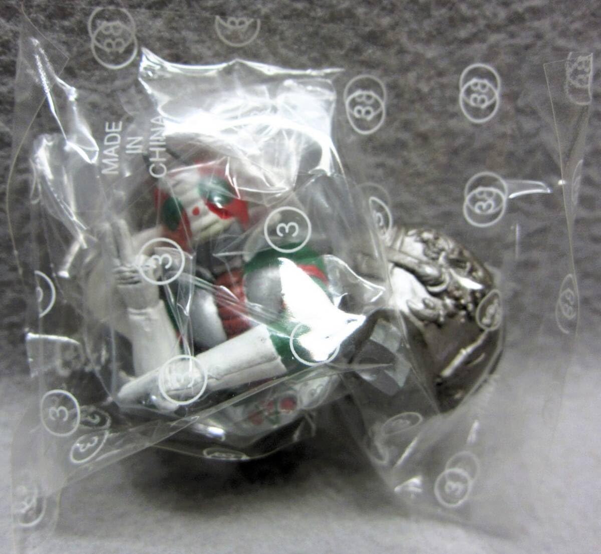 Amazon.co.jp: 仮面ライダーチョコスナック☆栄光のライダー胸像