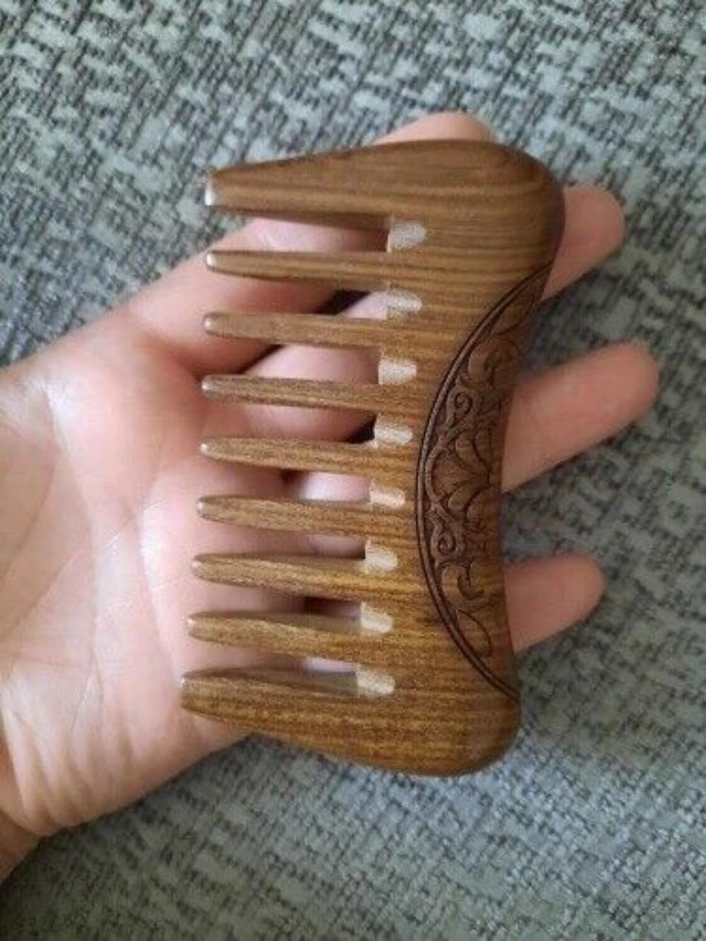 1 peine de madera de sándalo natural con dientes anchos