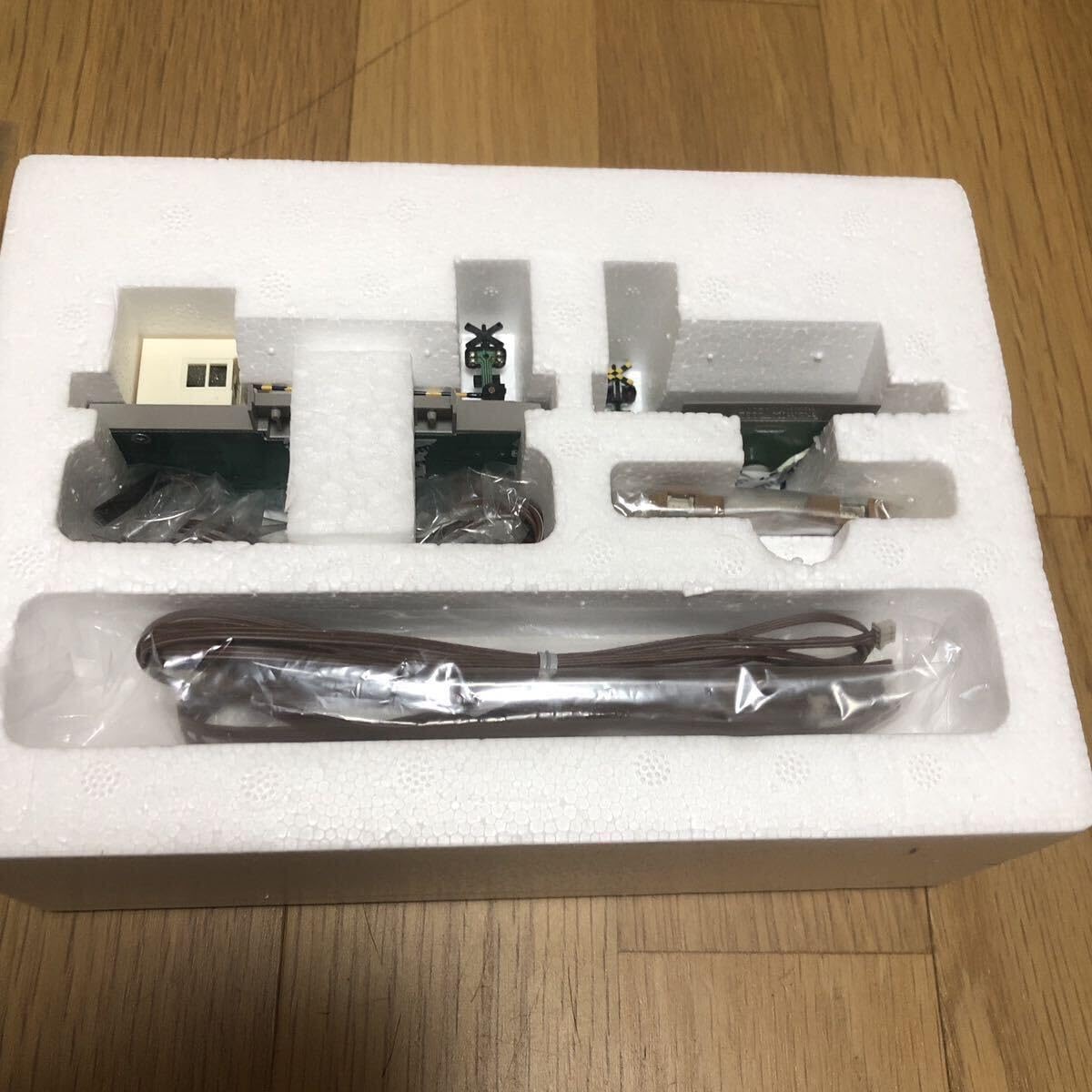 Amazon.co.jp: トミックス TCS 自動踏切セット5555 トミックス N-600