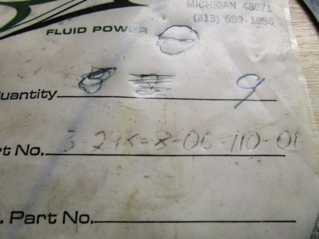 3-298-8-06-110-01 Rear Gasket for CHS648