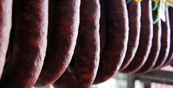 Embutidos Ezequiel Chorizo al Ajo Negro Picante Ezequiel 425 Gramos - 5