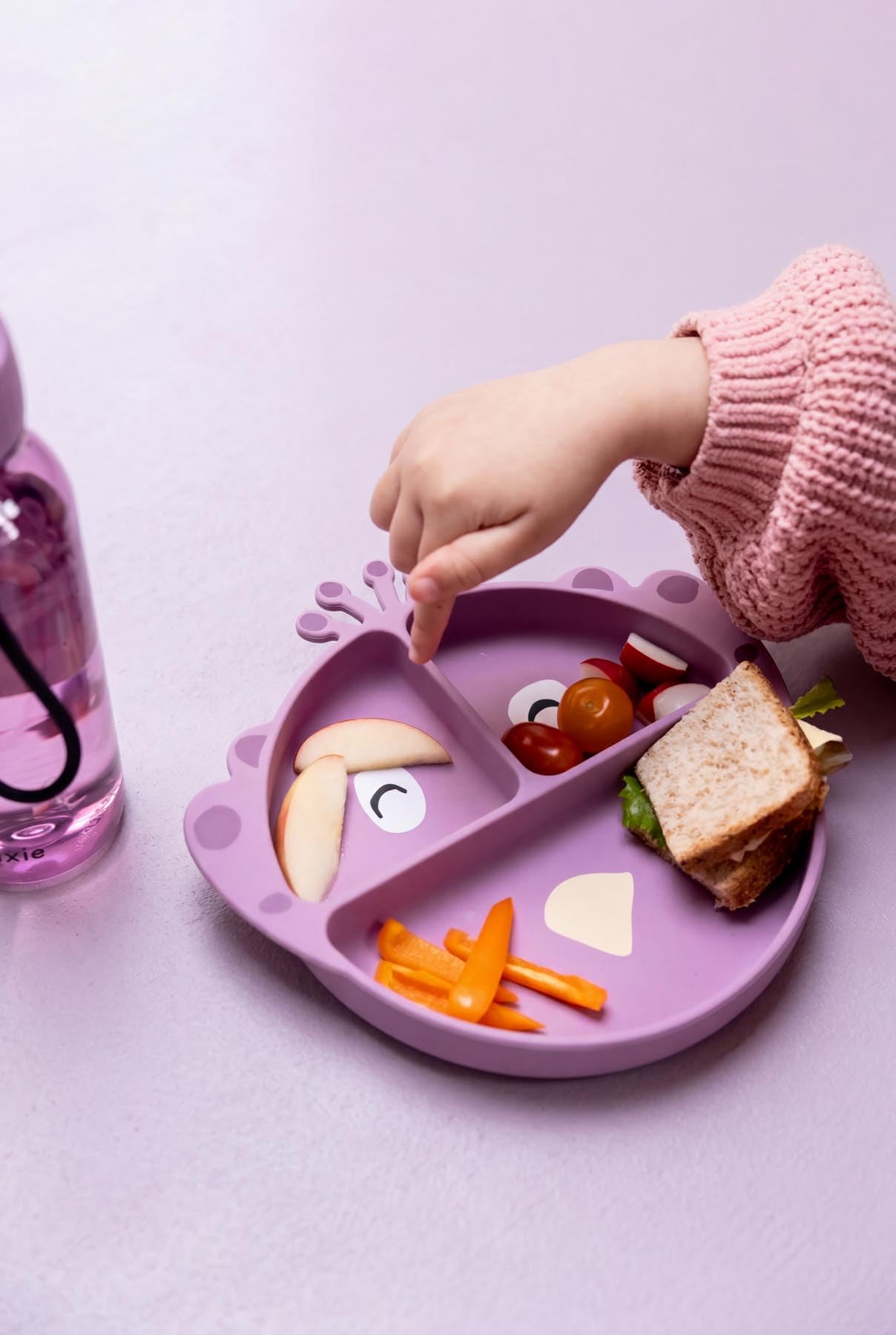 Trixie Assiette d'apprentissage en silicone avec ventouse – Mrs. Peacock