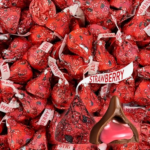 Candykrave Hershey'es Kisses Strawberry Dipped Chocolate Candy- 1Lb (100 Pcs) - Bulk Pack Of Chocolate Covered Valentine's Day Candy, Bulk Chocolate For Valentines, Easter & Thanksgiving.