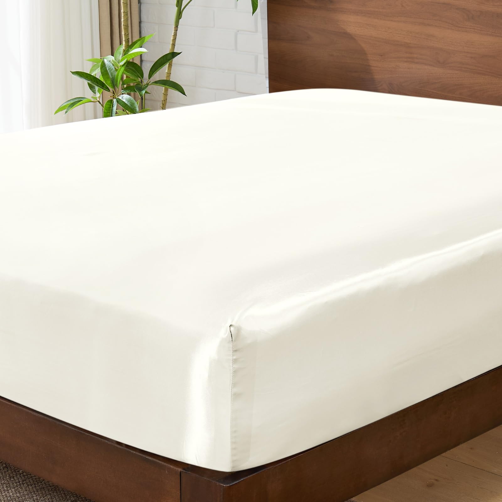 BEDELITE Satin Fitted Sheet Cal King with Elastic Corner Straps, Luxury Soft Silk-Like Bed Sheet for Hair & Skin, 1 Deep Pocket Fitted Sheet Only Fits 15" Mattress, Fade & Wrinkle Resistant, Ivory