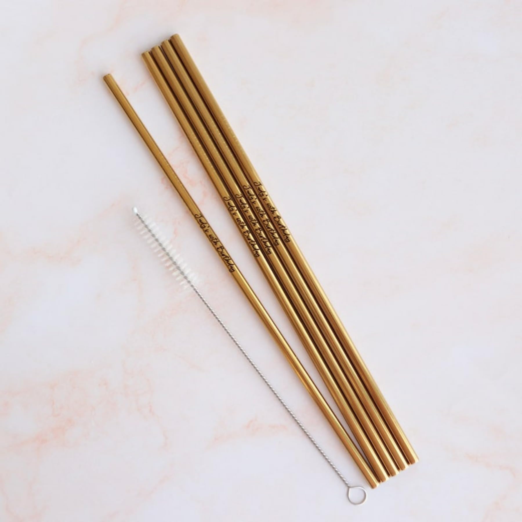 Personalisiertes, wiederverwendbares Metall-Strohhalm-Set, individuelle Partygeschenke, Hochzeitsgäste, gravierte Edelstahl-Trinkhalme, umweltfreundliche Strohhalme (100 Stück)