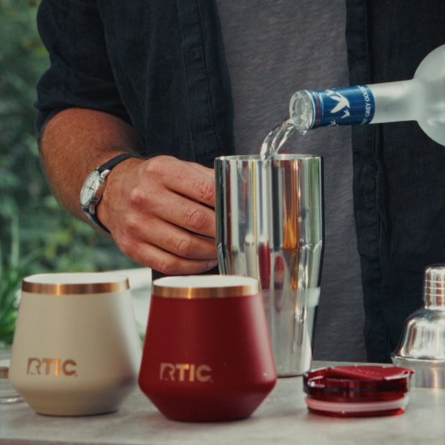 Amazon.com: RTIC Happy Hour 12oz Wine Tumbler with Lid, Ceramic