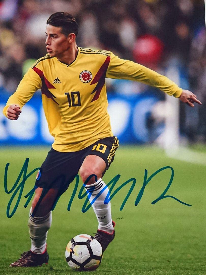 Amazon.co.jp: ロドリゲス直筆サイン入り写真…サッカー コロンビア代表