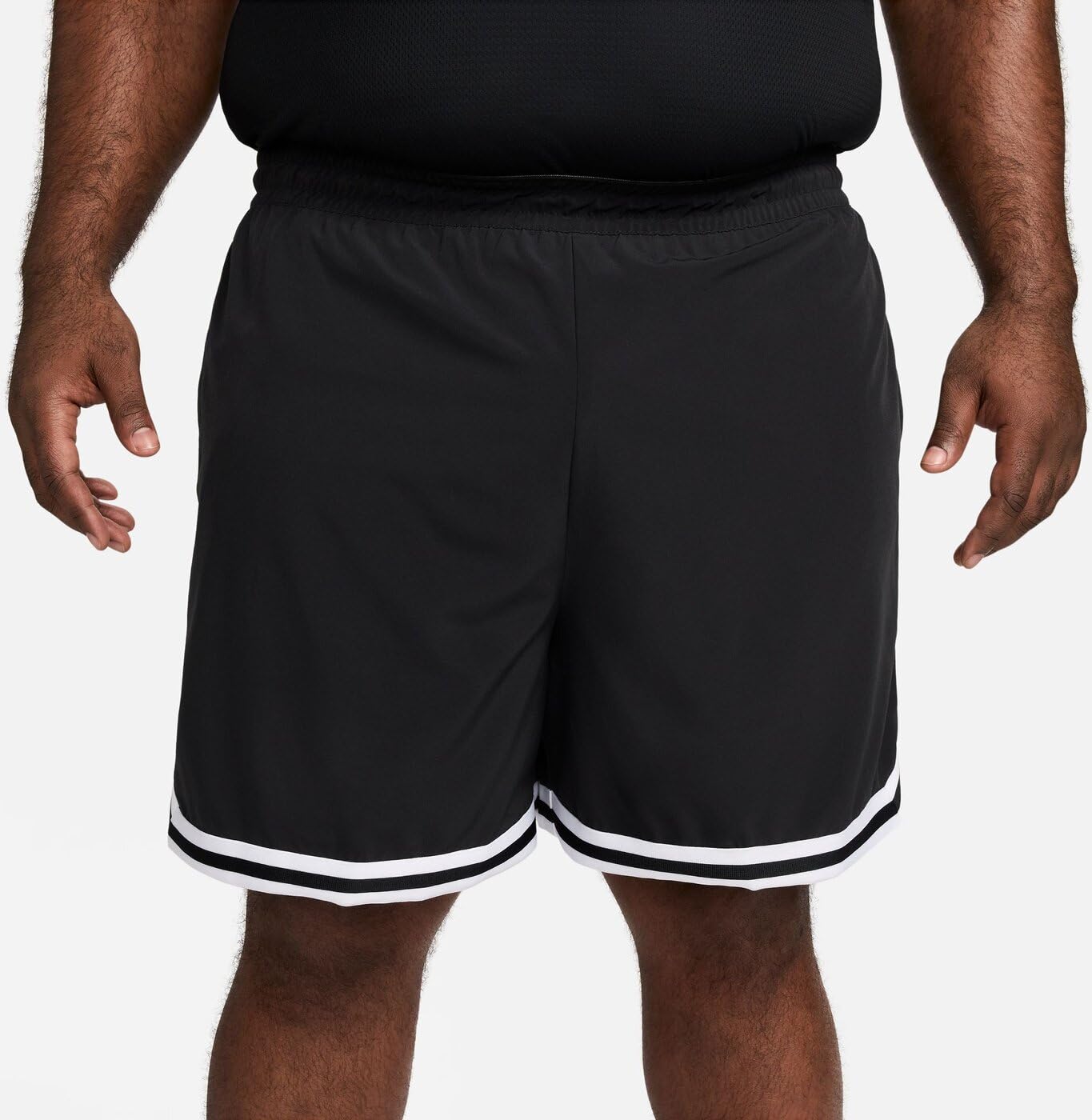 Nike Herren Shorts DNA 6in