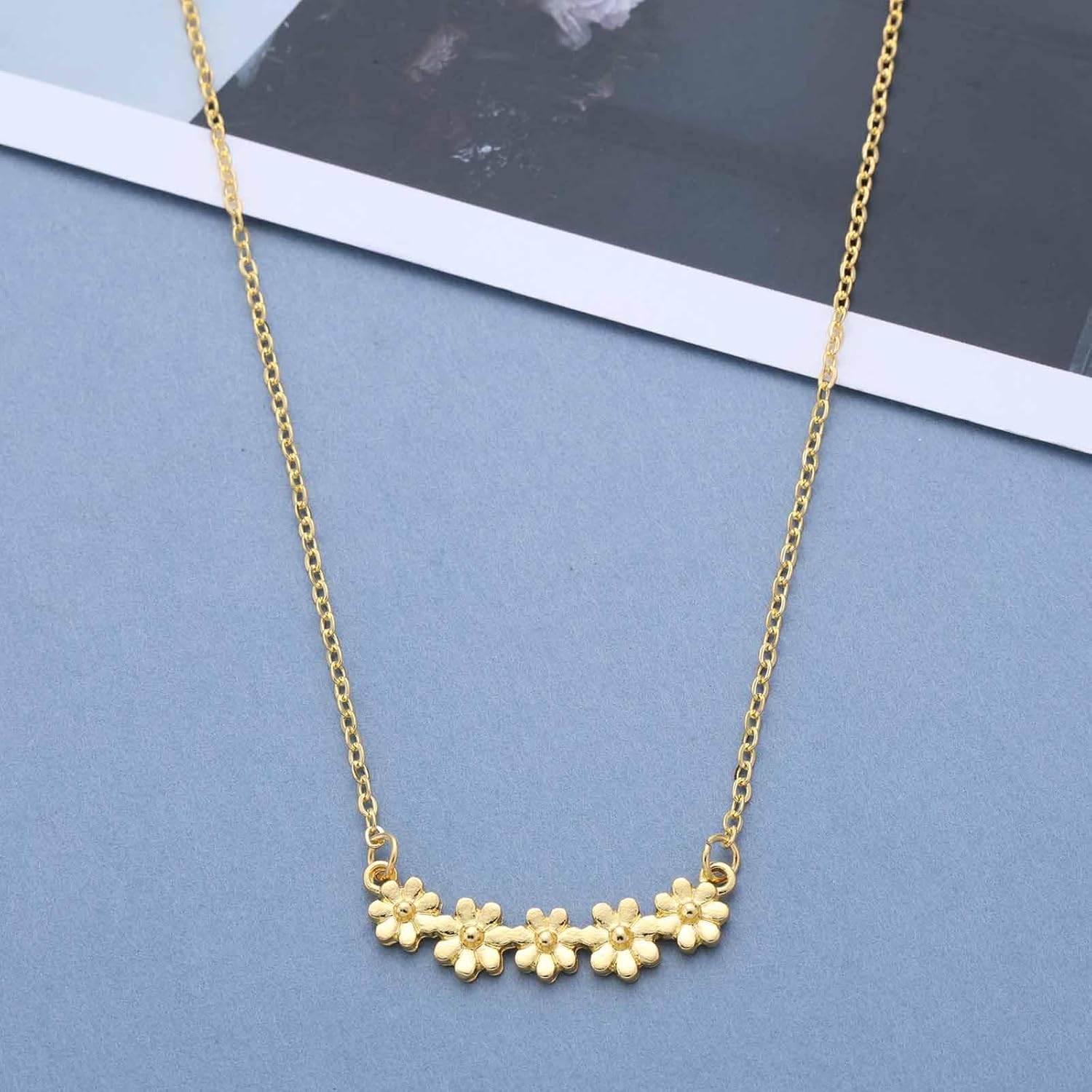 Boho Daisy Flower Choker Necklace Gold Cluster Flower Necklaces Vintage Little Daisy Chain Necklace Adjustable Floral Lily Petal Necklaces Jewelry for Women - Image 5