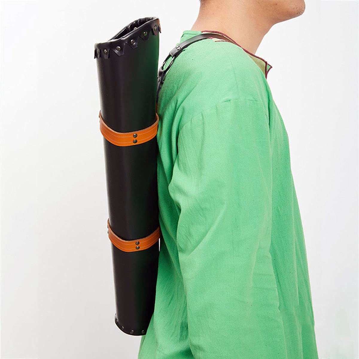 Carquois Médiéval Cuir PU – Grande Capacité 40 Flèches, Bandoulière Réglable, 58x37x8cm, Cosplay/Tir à L’Arc