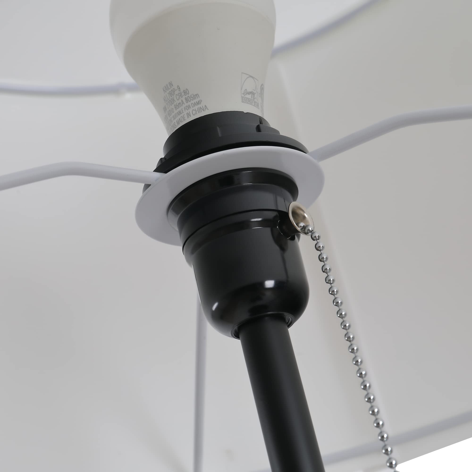 HOMCOM Lámpara de Pie Moderna Lámpara de Pie Salón con Pantalla Redonda Trípode y Casquillo E27 Lámpara para Dormitorio Sala de Estar Blanco y Negro