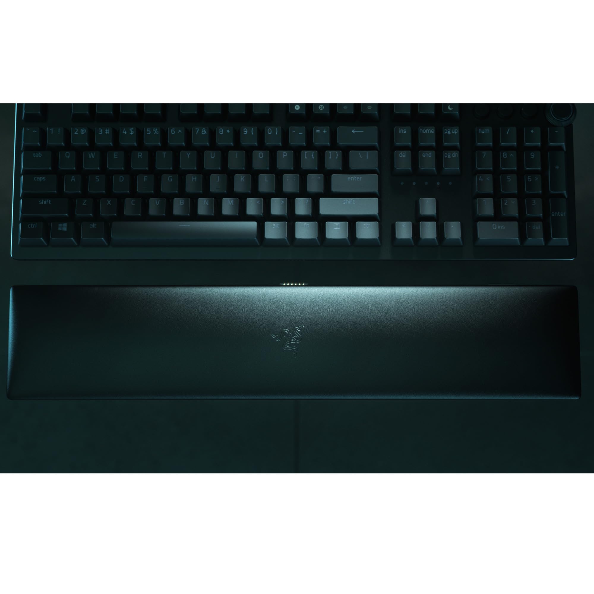 Razer Huntsman V2 (Switches Analog) - Clavier Gamer Optique pratiquement sans Latence (Switches Optiques Analogiques, Touches en PBT Doubleshot, Câble USB-C Détachable) Clavier AZERTY | Noir