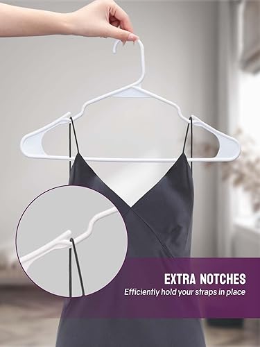 Miniatura 4 de Pretigo Perchas de plástico para ropa, paquete de 50 perchas de ropa para adultos, perchas blancas de plástico con muescas, perchas para ropa
