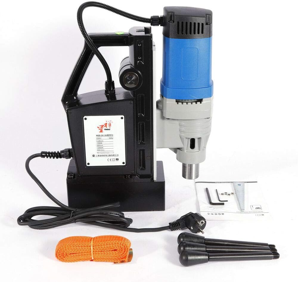 1680W Profi Magnetbohrmaschine, 13800N Kernbohrmaschine Magnet Bohrmaschine, 3-28mm Magnetbohreinheit mit 2 Ersatzsicherungen & 3 Wippgriffe, Magnetkernbohrsystem für Stahlplatten Magnetbohreinheit
